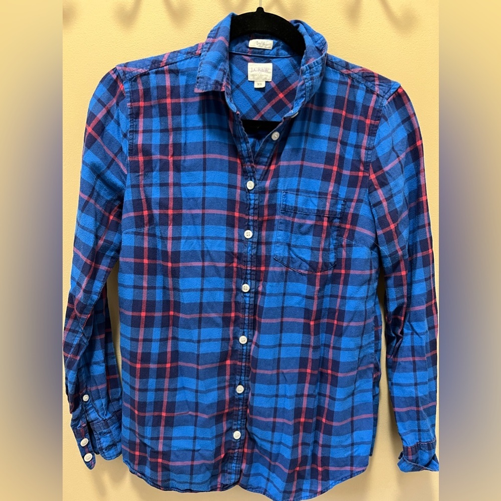 J crew Women’s  Boyfit Cotton button down  size S